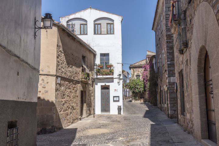 85 - Caceres